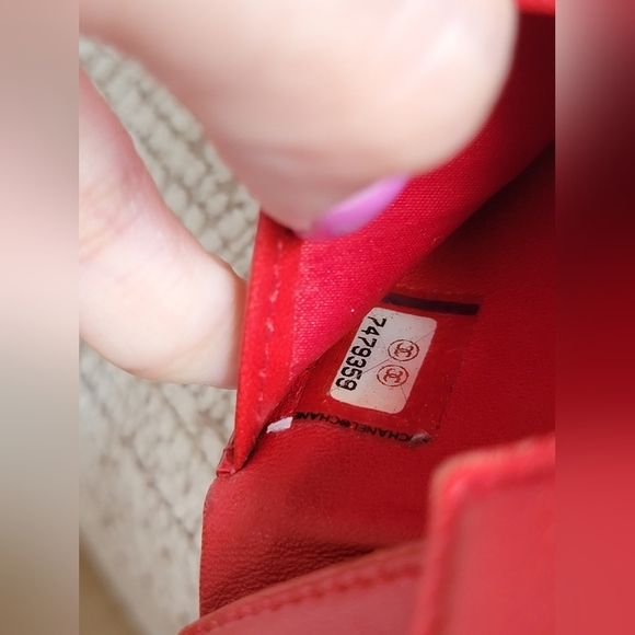 Chanel RARE Travel Line Wallet - Picture 16 of 16